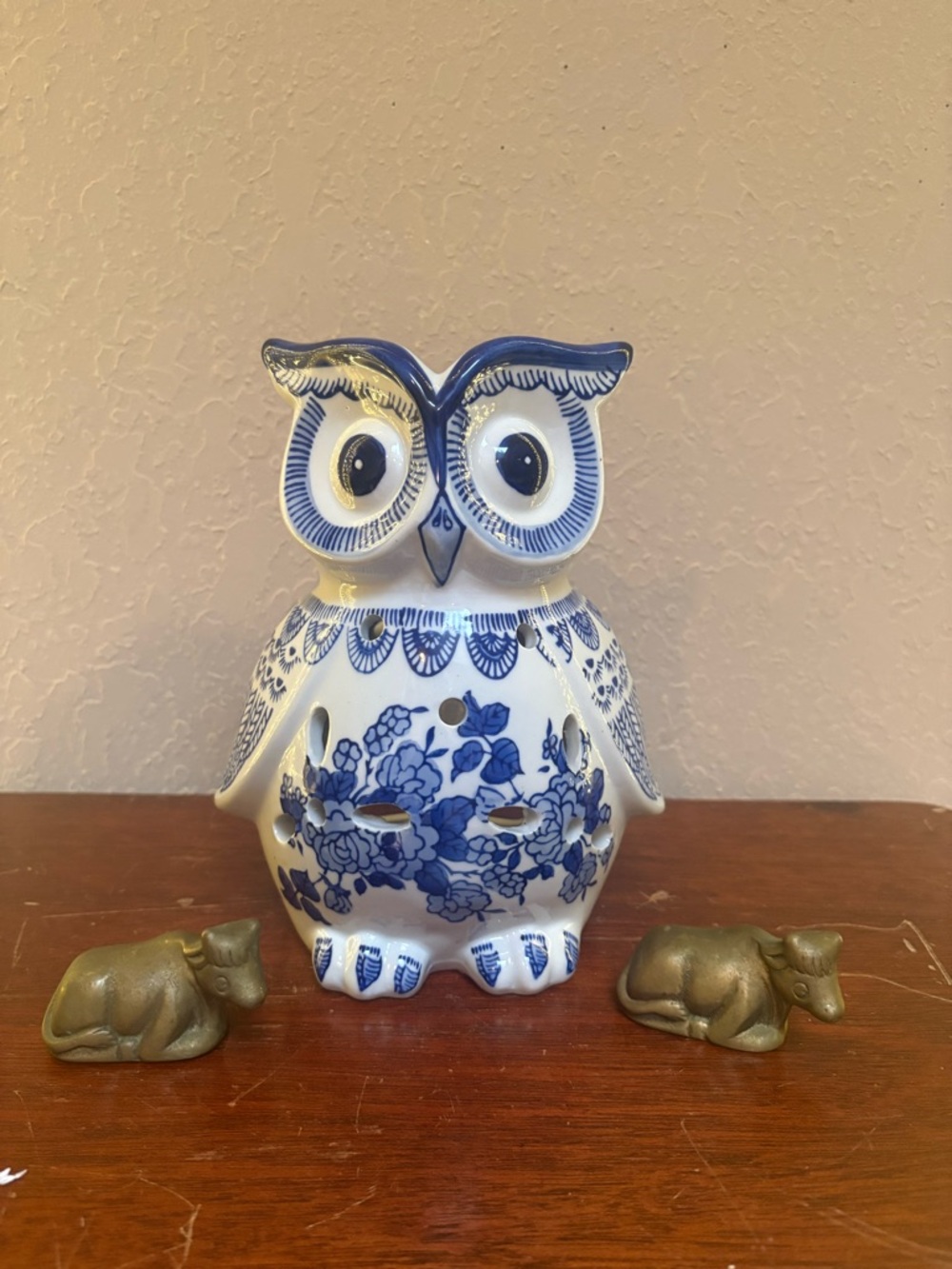 Vintage Inspired Ceramic Delftware Owl Diffuser